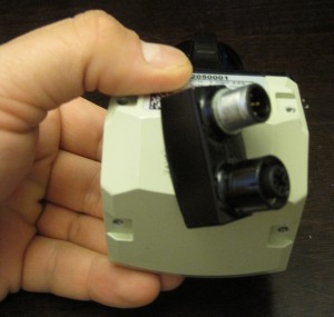 TiM 551 connector mount